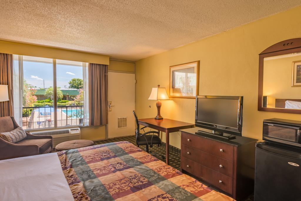 North Charleston Inn Экстерьер фото